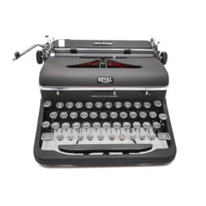 Machine à écrire Royal Canada Quiet De Luxe 1947 révisée ruban neuf