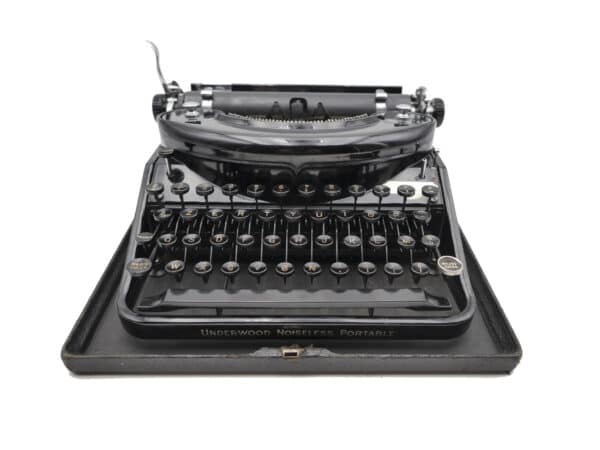 machine à écrire Underwood Noiseless Portable noire
