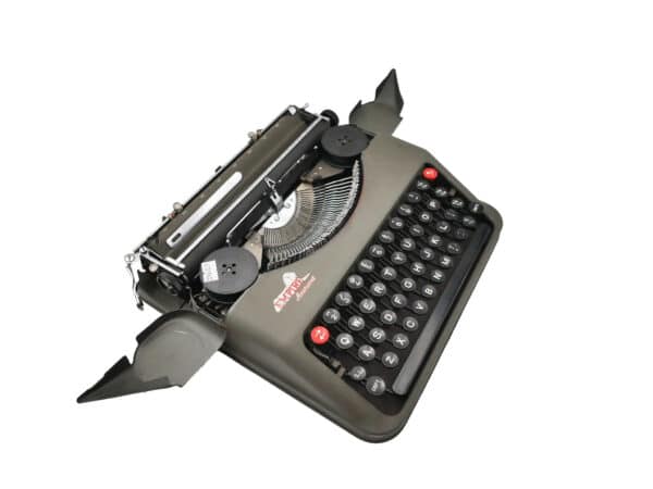 Machine à écrire Empire Aristocrat grise révisée ruban neuf
