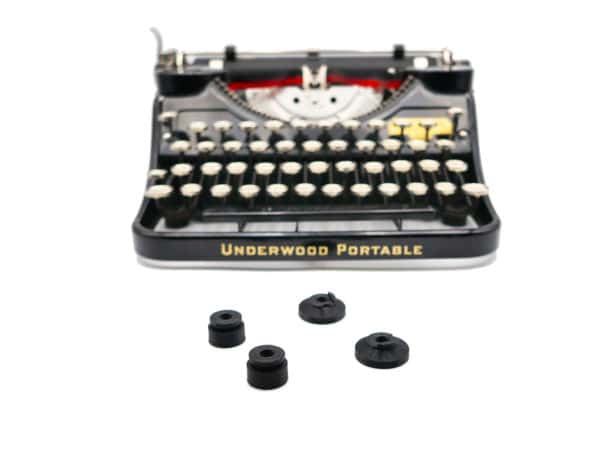 Lot de quatre pieds pour machine à écrire Underwood Portable
