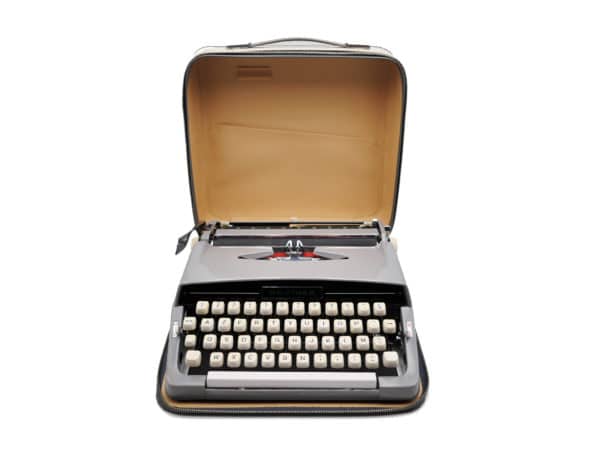 machine à écrire Brother grise et noire révisée ruban neuf