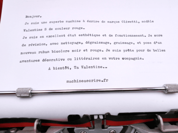 Olivetti Valentine S Rouge révisée ruban neuf