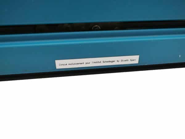 Machine à écrire Olivetti Scheidegger 5000 bleue révisée ruban neuf
