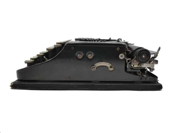 Machine à écrire Remington Portable noire USA 1921