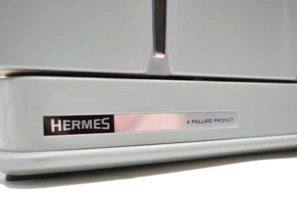 Machine à écrire Hermes 3000 révisée ruban neuf 1970