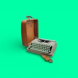Machine à écrire Hermes Baby Rocket Verte avec Valise révisée 1957