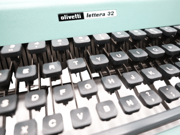Olivetti Lettera 32 Vintage Vert Bleu révisée ruban neuf